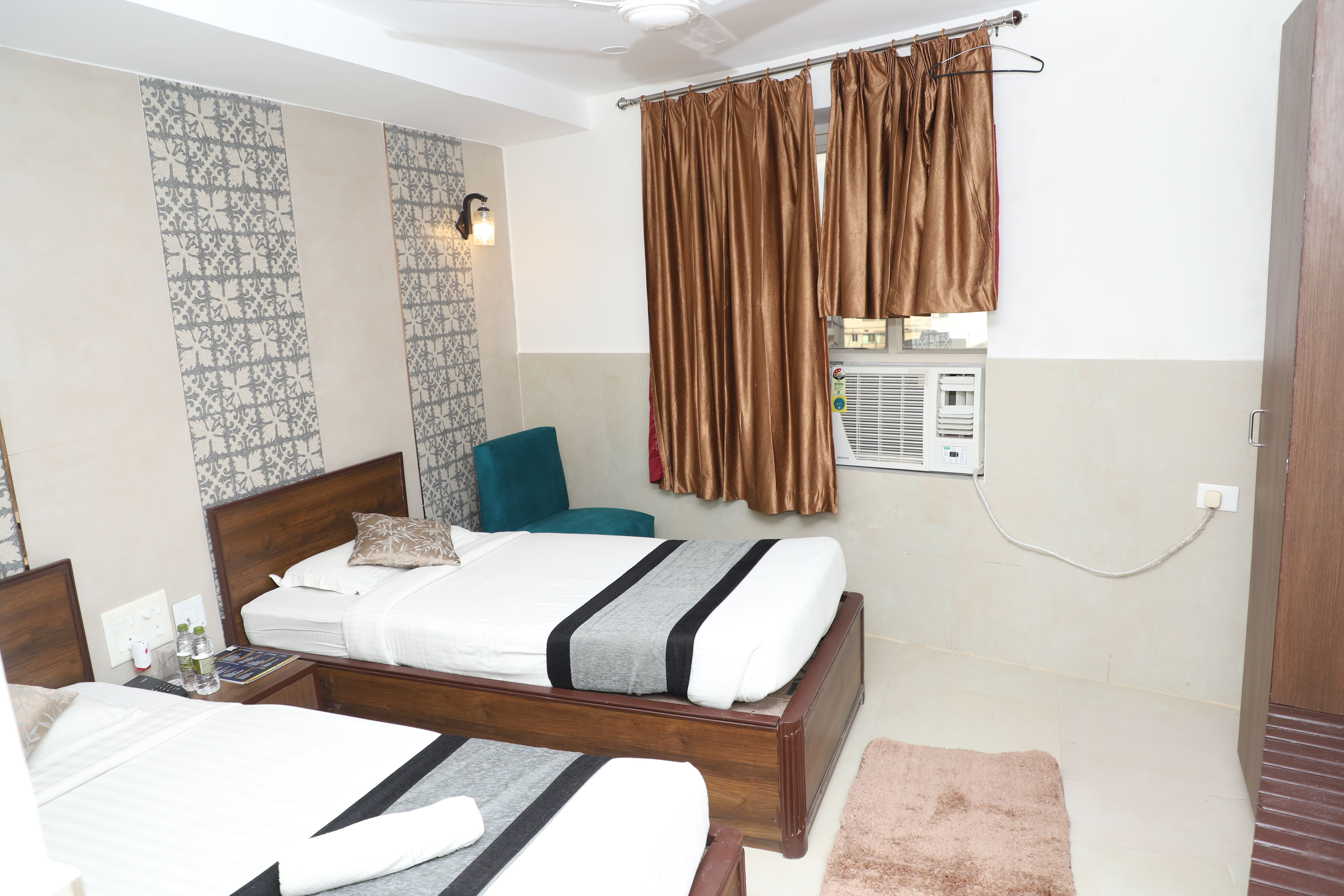 Lagoon Deluxe Double Room